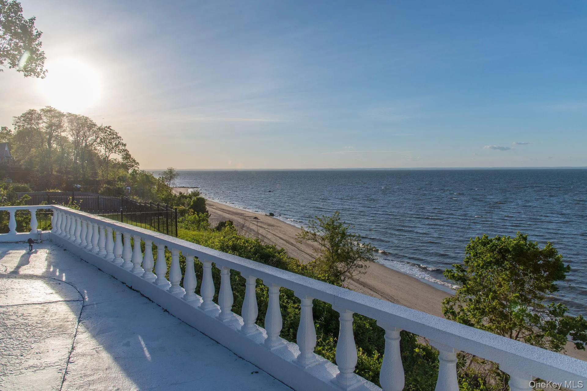 10 Beach Hill Drive, Smithtown, NY, 4 Bedrooms Bedrooms, 8 Rooms Rooms,4 BathroomsBathrooms,Residential Lease,For Rent,Beach Hill,0,996977 10 Beach Hill Drive, Smithtown, NY, 4 Bedrooms Bedrooms, 8 Rooms Rooms,4 BathroomsBathrooms,Residential Lease,For Rent,Beach Hill,0,996977