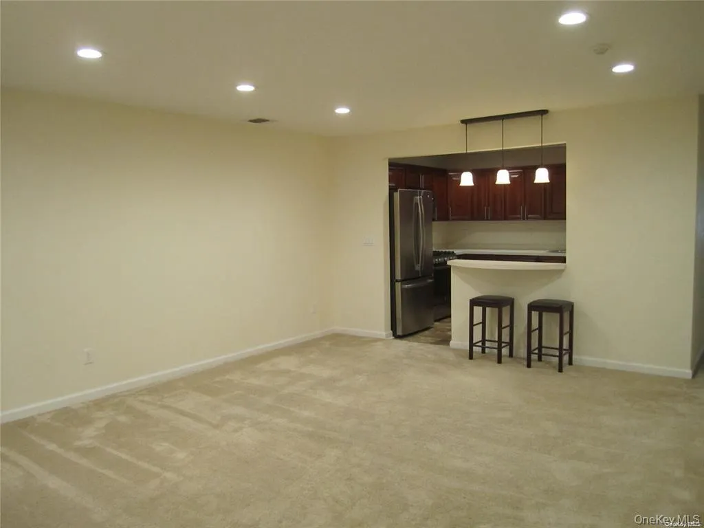 79 Leeward Court, Brookhaven, NY, 1 Bedroom Bedrooms, 3 Rooms Rooms,1 BathroomBathrooms,Residential Lease,For Rent,Leeward,0,996981 79 Leeward Court, Brookhaven, NY, 1 Bedroom Bedrooms, 3 Rooms Rooms,1 BathroomBathrooms,Residential Lease,For Rent,Leeward,0,996981