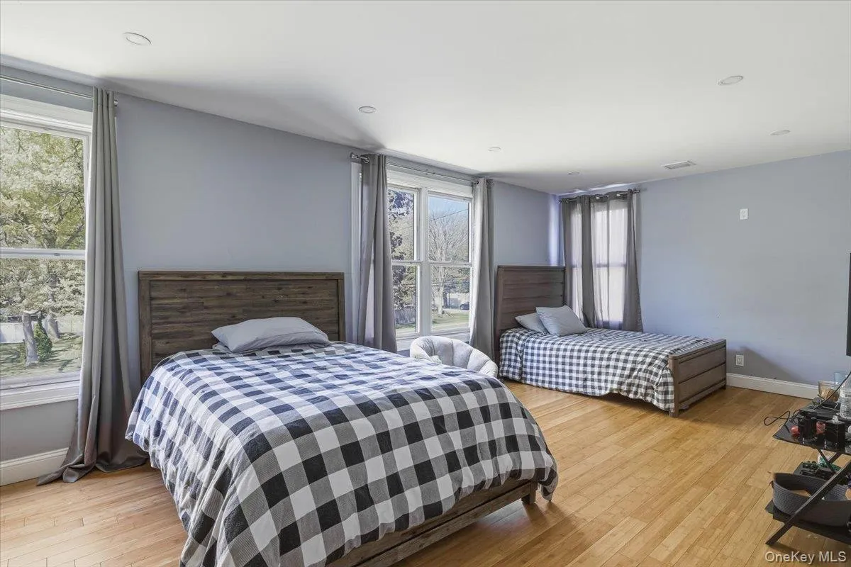 1189 Terry Road, Islip, NY, 4 Bedrooms Bedrooms, 8 Rooms Rooms,3 BathroomsBathrooms,Residential,For Rent,Terry,0,996997 1189 Terry Road, Islip, NY, 4 Bedrooms Bedrooms, 8 Rooms Rooms,3 BathroomsBathrooms,Residential,For Rent,Terry,0,996997
