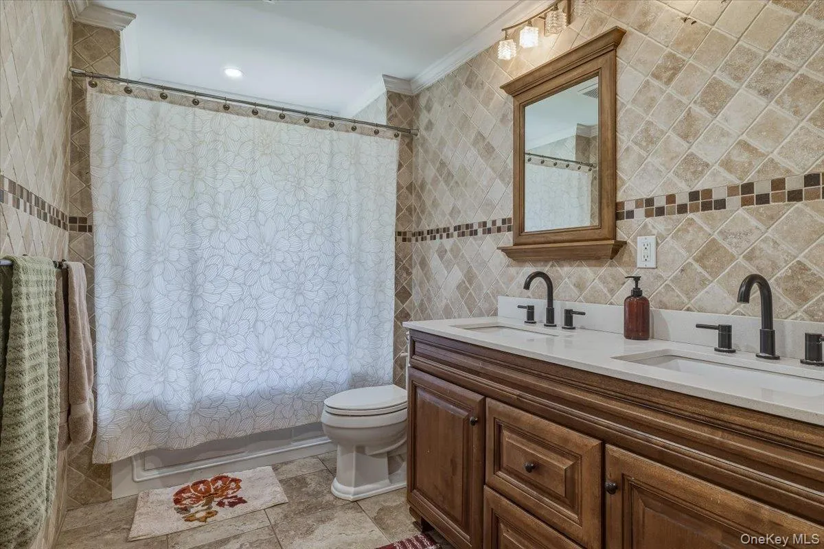1189 Terry Road, Islip, NY, 4 Bedrooms Bedrooms, 8 Rooms Rooms,3 BathroomsBathrooms,Residential,For Rent,Terry,0,996997 1189 Terry Road, Islip, NY, 4 Bedrooms Bedrooms, 8 Rooms Rooms,3 BathroomsBathrooms,Residential,For Rent,Terry,0,996997