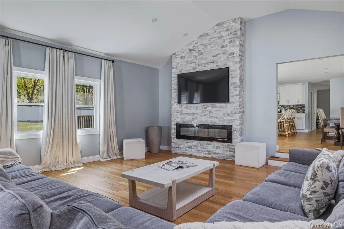 1189 Terry Road, Islip, NY, 4 Bedrooms Bedrooms, 8 Rooms Rooms,3 BathroomsBathrooms,Residential,For Rent,Terry,0,996997 1189 Terry Road, Islip, NY, 4 Bedrooms Bedrooms, 8 Rooms Rooms,3 BathroomsBathrooms,Residential,For Rent,Terry,0,996997
