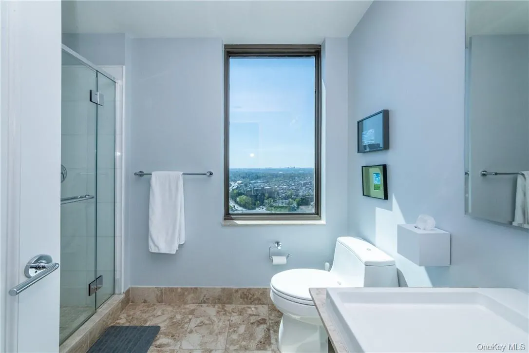Full second bath Full second bath