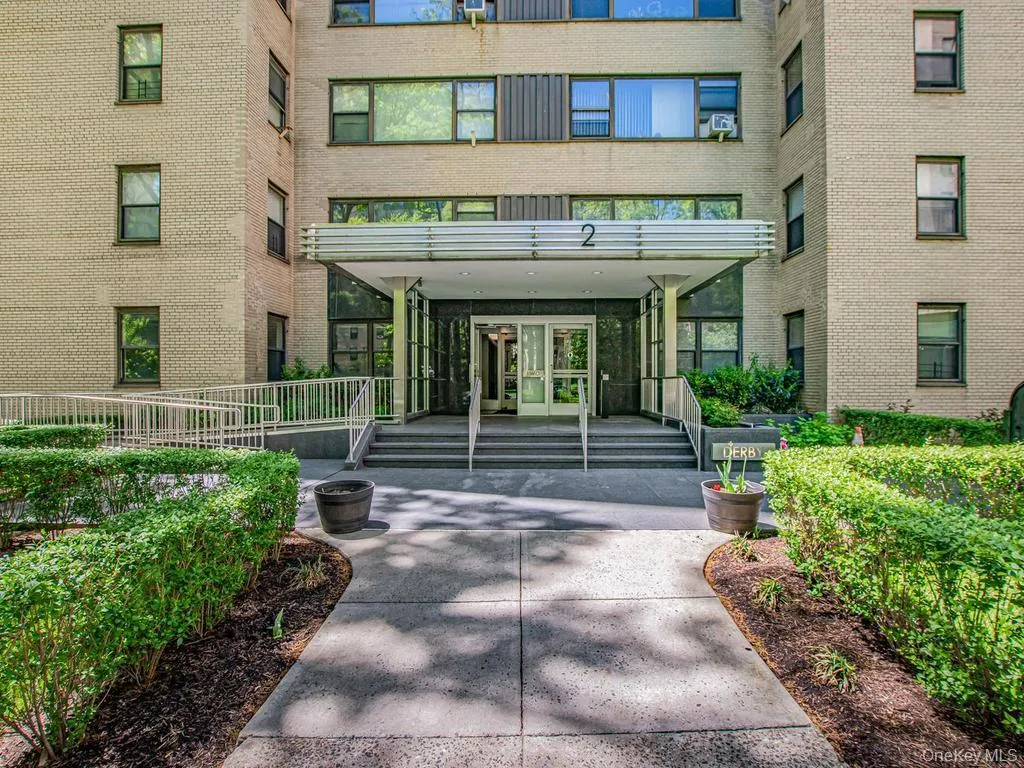 2 Fordham Hill Oval, New York, NY, 2 Bedrooms Bedrooms, 5 Rooms Rooms,1 BathroomBathrooms,Residential,For Rent,Fordham Hill,0,KEY996999 2 Fordham Hill Oval, New York, NY, 2 Bedrooms Bedrooms, 5 Rooms Rooms,1 BathroomBathrooms,Residential,For Rent,Fordham Hill,0,KEY996999