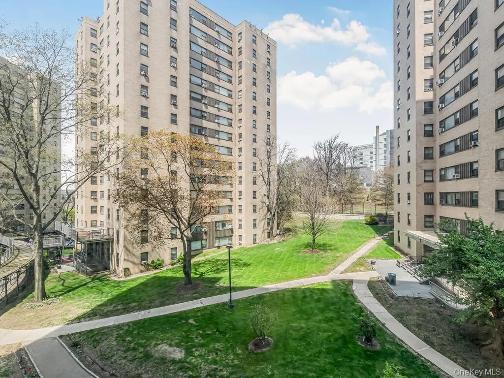 2 Fordham Hill Oval, New York, NY, 2 Bedrooms Bedrooms, 5 Rooms Rooms,1 BathroomBathrooms,Residential,For Rent,Fordham Hill,0,KEY996999 2 Fordham Hill Oval, New York, NY, 2 Bedrooms Bedrooms, 5 Rooms Rooms,1 BathroomBathrooms,Residential,For Rent,Fordham Hill,0,KEY996999