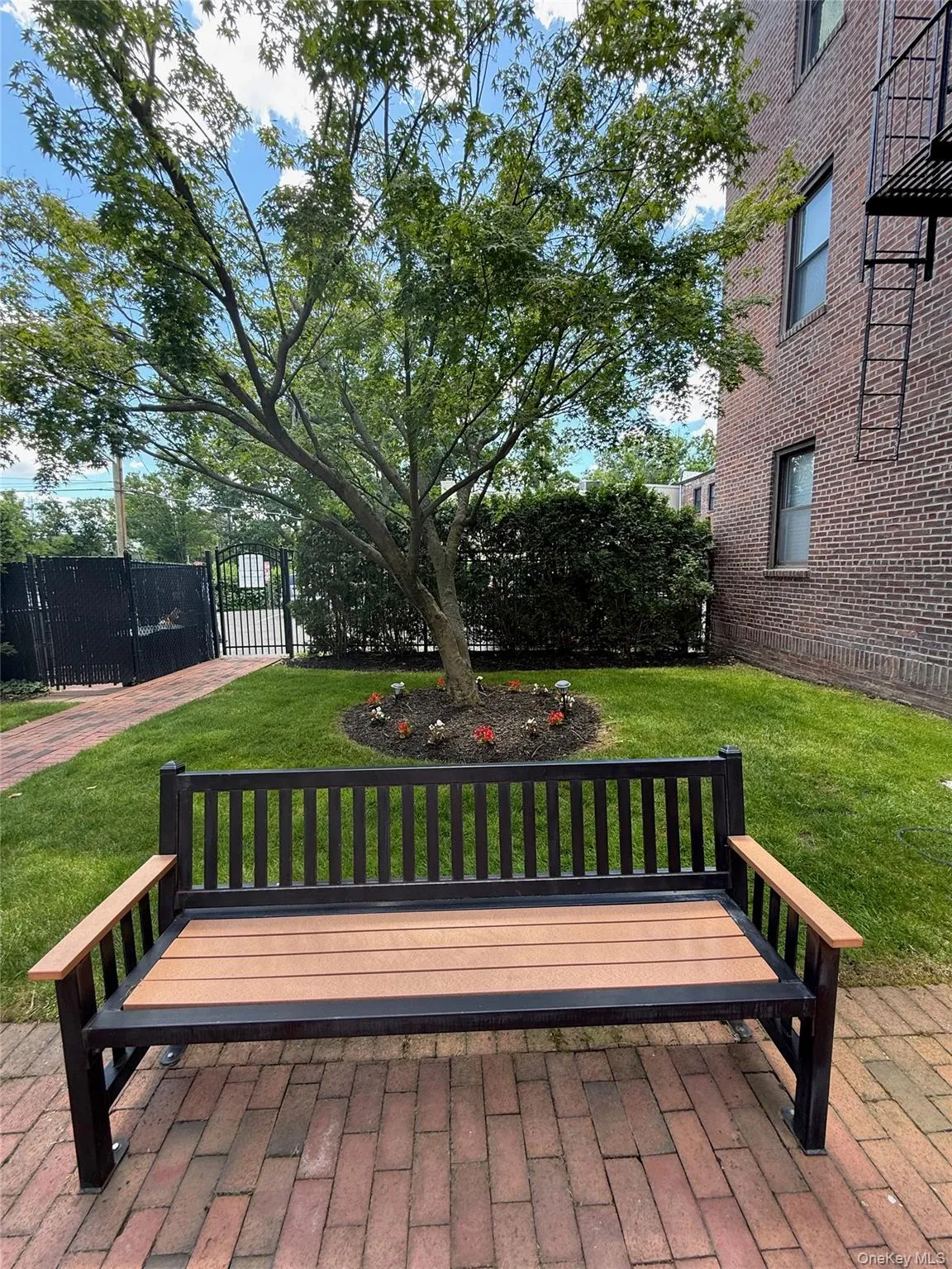 222 7th Street, Hempstead, NY, 1 Bedroom Bedrooms, 3 Rooms Rooms,1 BathroomBathrooms,Residential,For Rent,7th,0,KEY997009 222 7th Street, Hempstead, NY, 1 Bedroom Bedrooms, 3 Rooms Rooms,1 BathroomBathrooms,Residential,For Rent,7th,0,KEY997009