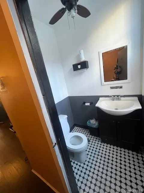 158 Bedford Avenue, New York, NY, ,Commercial Lease,For Rent,Bedford,0,997018 158 Bedford Avenue, New York, NY, ,Commercial Lease,For Rent,Bedford,0,997018