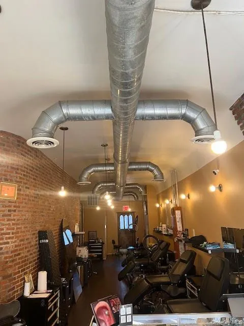 158 Bedford Avenue, New York, NY, ,Commercial Lease,For Rent,Bedford,0,997018 158 Bedford Avenue, New York, NY, ,Commercial Lease,For Rent,Bedford,0,997018