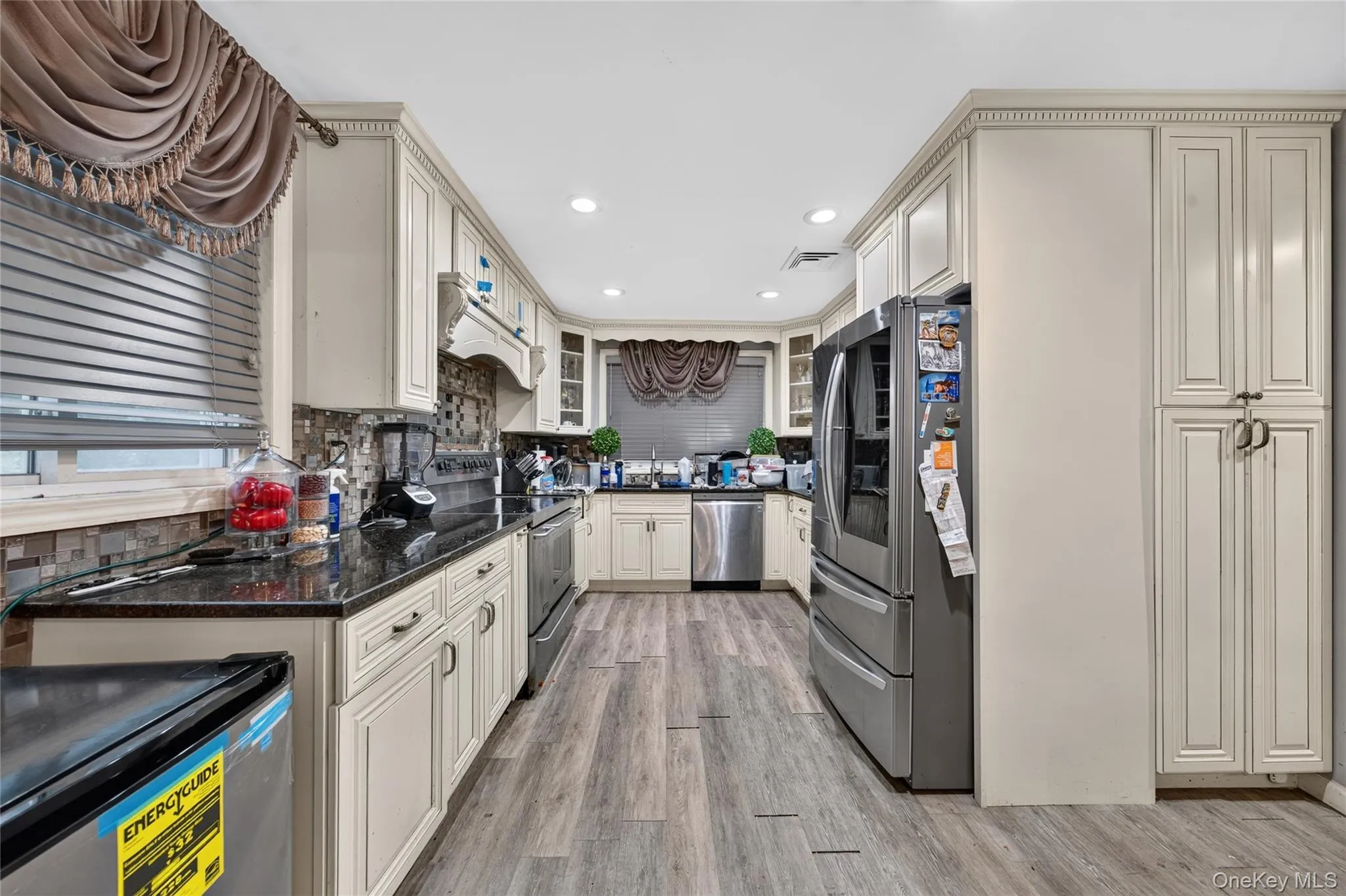 445 Nassau Boulevard, Hempstead, NY, 4 Bedrooms Bedrooms, 15 Rooms Rooms,2 BathroomsBathrooms,Residential,For Rent,Nassau,0,997027 445 Nassau Boulevard, Hempstead, NY, 4 Bedrooms Bedrooms, 15 Rooms Rooms,2 BathroomsBathrooms,Residential,For Rent,Nassau,0,997027