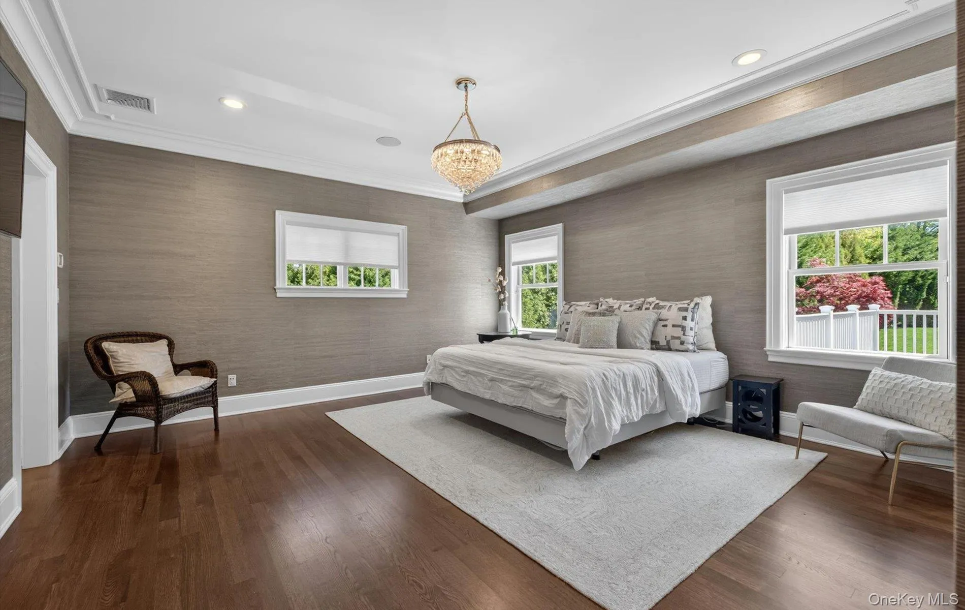 32 Elm Street, Oyster Bay, NY, 5 Bedrooms Bedrooms, 10 Rooms Rooms,3 BathroomsBathrooms,Residential,For Rent,Elm,0,997030 32 Elm Street, Oyster Bay, NY, 5 Bedrooms Bedrooms, 10 Rooms Rooms,3 BathroomsBathrooms,Residential,For Rent,Elm,0,997030
