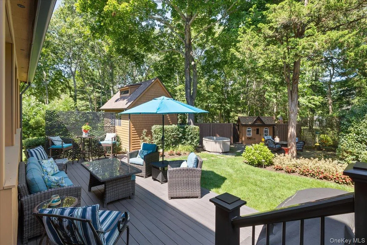 595 Greenfields Lane, Southold, NY, 3 Bedrooms Bedrooms, 9 Rooms Rooms,3 BathroomsBathrooms,Residential,For Rent,Greenfields,0,997034 595 Greenfields Lane, Southold, NY, 3 Bedrooms Bedrooms, 9 Rooms Rooms,3 BathroomsBathrooms,Residential,For Rent,Greenfields,0,997034
