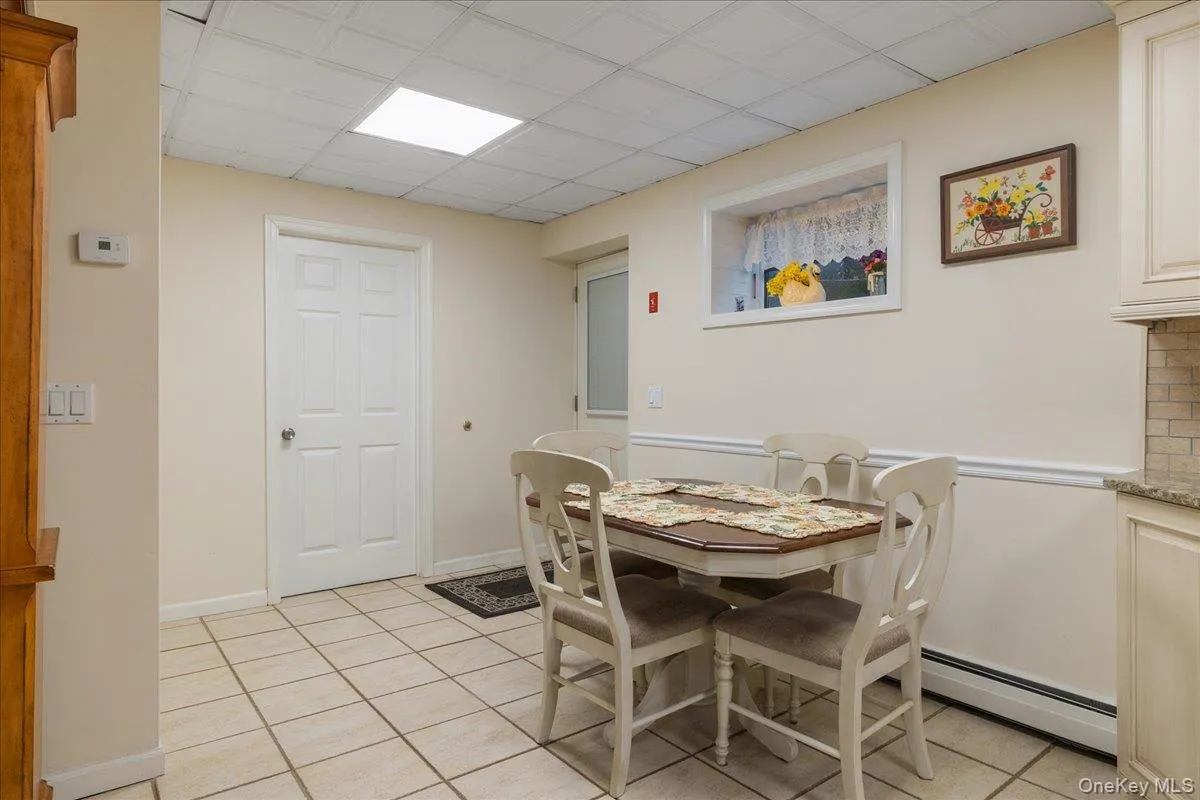 595 Greenfields Lane, Southold, NY, 3 Bedrooms Bedrooms, 9 Rooms Rooms,3 BathroomsBathrooms,Residential,For Rent,Greenfields,0,997034 595 Greenfields Lane, Southold, NY, 3 Bedrooms Bedrooms, 9 Rooms Rooms,3 BathroomsBathrooms,Residential,For Rent,Greenfields,0,997034