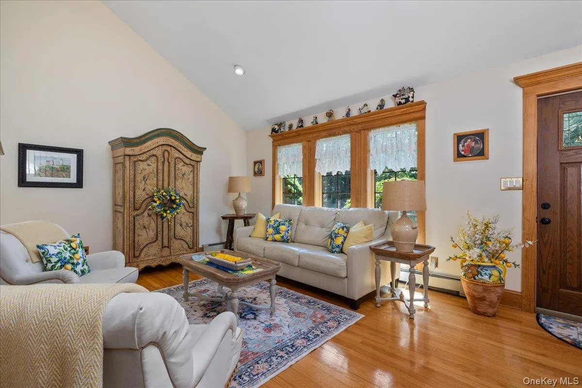 595 Greenfields Lane, Southold, NY, 3 Bedrooms Bedrooms, 9 Rooms Rooms,3 BathroomsBathrooms,Residential,For Rent,Greenfields,0,997034 595 Greenfields Lane, Southold, NY, 3 Bedrooms Bedrooms, 9 Rooms Rooms,3 BathroomsBathrooms,Residential,For Rent,Greenfields,0,997034