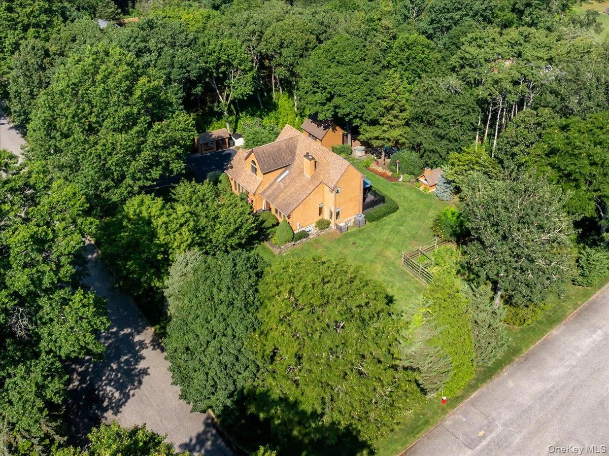 595 Greenfields Lane, Southold, NY, 3 Bedrooms Bedrooms, 9 Rooms Rooms,3 BathroomsBathrooms,Residential,For Rent,Greenfields,0,997034 595 Greenfields Lane, Southold, NY, 3 Bedrooms Bedrooms, 9 Rooms Rooms,3 BathroomsBathrooms,Residential,For Rent,Greenfields,0,997034