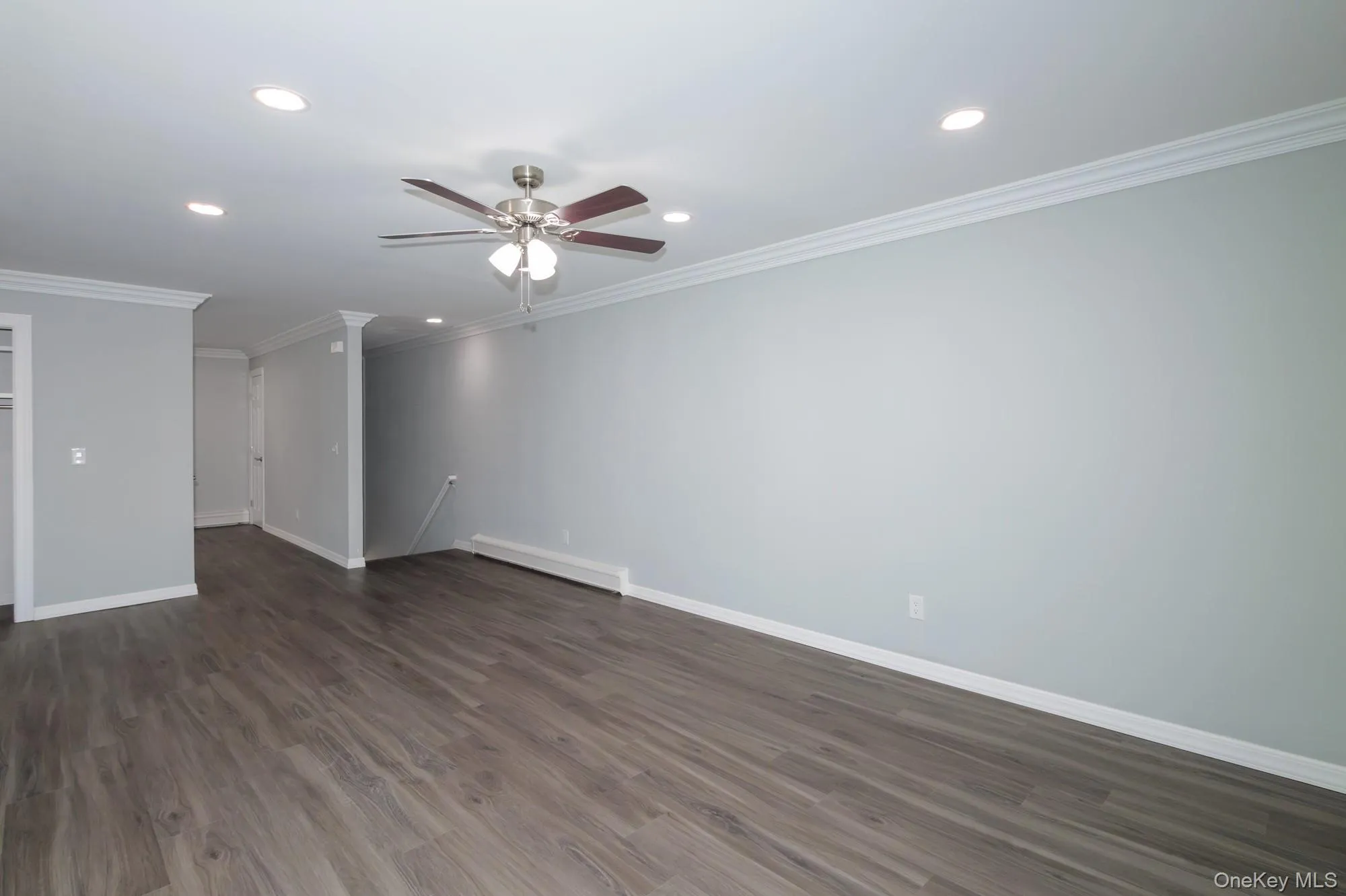 98 Cassa Loop, Brookhaven, NY, 1 Bedroom Bedrooms, 4 Rooms Rooms,1 BathroomBathrooms,Residential Lease,For Rent,Cassa,0,997042 98 Cassa Loop, Brookhaven, NY, 1 Bedroom Bedrooms, 4 Rooms Rooms,1 BathroomBathrooms,Residential Lease,For Rent,Cassa,0,997042