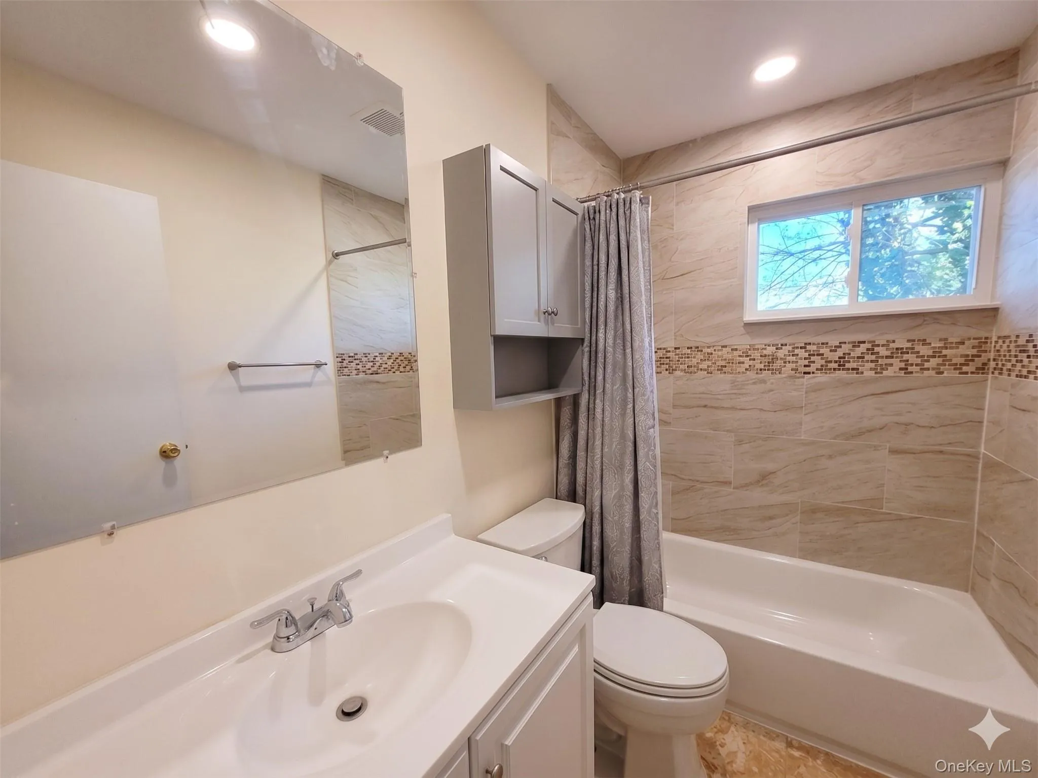 16 Birch Drive, Islip, NY, 3 Bedrooms Bedrooms, 8 Rooms Rooms,2 BathroomsBathrooms,Residential Lease,For Rent,Birch,0,997049 16 Birch Drive, Islip, NY, 3 Bedrooms Bedrooms, 8 Rooms Rooms,2 BathroomsBathrooms,Residential Lease,For Rent,Birch,0,997049