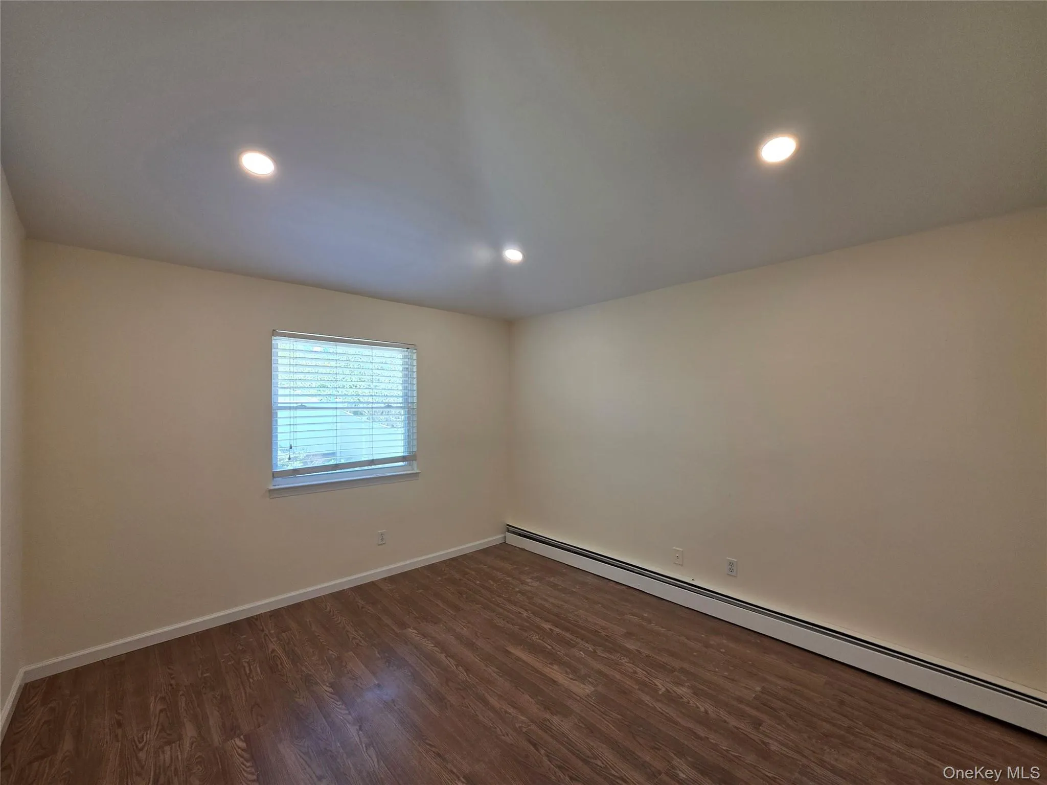 16 Birch Drive, Islip, NY, 3 Bedrooms Bedrooms, 8 Rooms Rooms,2 BathroomsBathrooms,Residential Lease,For Rent,Birch,0,997049 16 Birch Drive, Islip, NY, 3 Bedrooms Bedrooms, 8 Rooms Rooms,2 BathroomsBathrooms,Residential Lease,For Rent,Birch,0,997049