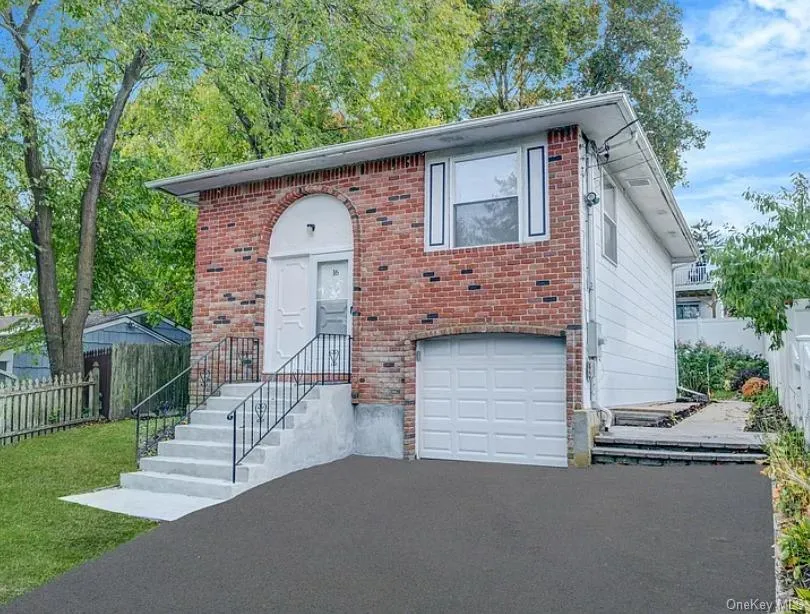 16 Birch Drive, Islip, NY, 3 Bedrooms Bedrooms, 8 Rooms Rooms,2 BathroomsBathrooms,Residential Lease,For Rent,Birch,0,997049 16 Birch Drive, Islip, NY, 3 Bedrooms Bedrooms, 8 Rooms Rooms,2 BathroomsBathrooms,Residential Lease,For Rent,Birch,0,997049