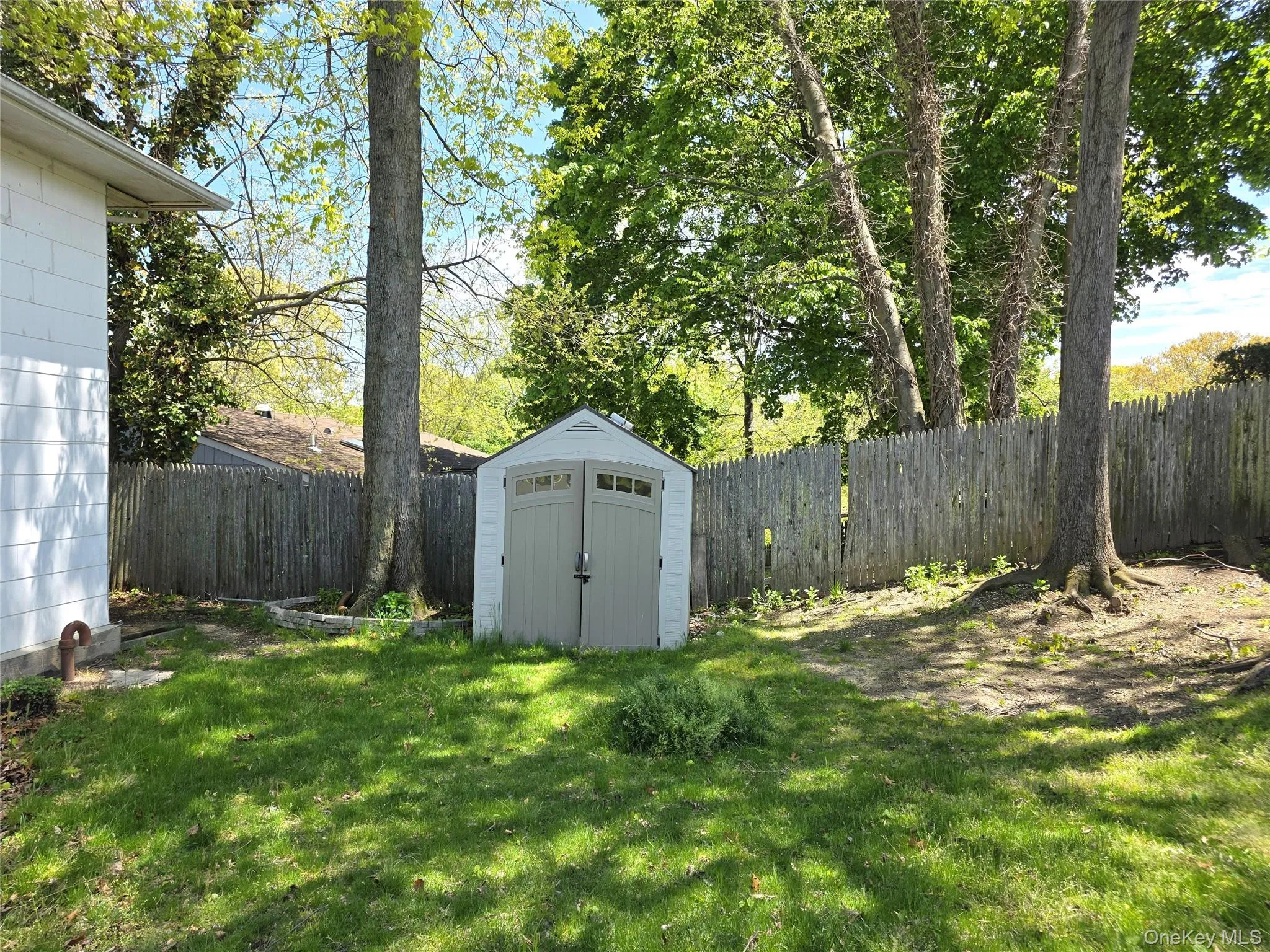 16 Birch Drive, Islip, NY, 3 Bedrooms Bedrooms, 8 Rooms Rooms,2 BathroomsBathrooms,Residential Lease,For Rent,Birch,0,997049 16 Birch Drive, Islip, NY, 3 Bedrooms Bedrooms, 8 Rooms Rooms,2 BathroomsBathrooms,Residential Lease,For Rent,Birch,0,997049