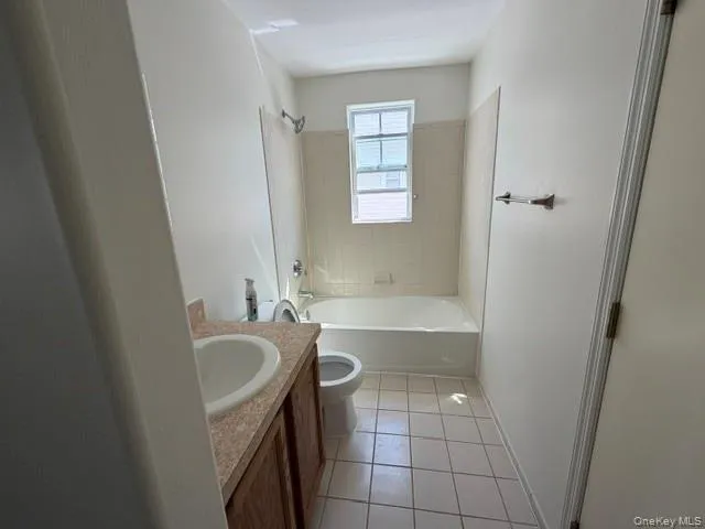 6611 Seaspray Avenue, New York, NY, 1 Bedroom Bedrooms, 4 Rooms Rooms,1 BathroomBathrooms,Residential Lease,For Rent,Seaspray,0,997051 6611 Seaspray Avenue, New York, NY, 1 Bedroom Bedrooms, 4 Rooms Rooms,1 BathroomBathrooms,Residential Lease,For Rent,Seaspray,0,997051