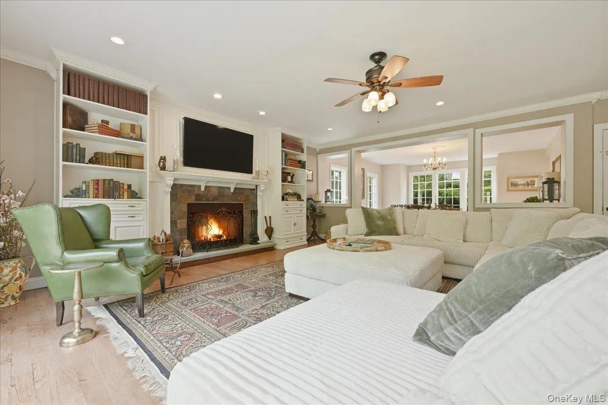 31 Cornwall Lane, North Hempstead, NY, 6 Bedrooms Bedrooms, 10 Rooms Rooms,4 BathroomsBathrooms,Residential Lease,For Rent,Cornwall,0,997062 31 Cornwall Lane, North Hempstead, NY, 6 Bedrooms Bedrooms, 10 Rooms Rooms,4 BathroomsBathrooms,Residential Lease,For Rent,Cornwall,0,997062