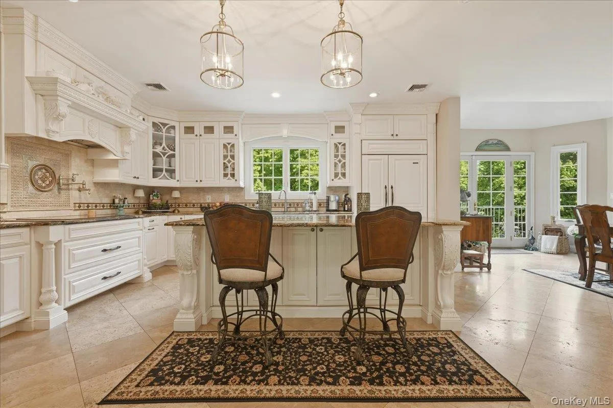 31 Cornwall Lane, North Hempstead, NY, 6 Bedrooms Bedrooms, 10 Rooms Rooms,4 BathroomsBathrooms,Residential Lease,For Rent,Cornwall,0,997062 31 Cornwall Lane, North Hempstead, NY, 6 Bedrooms Bedrooms, 10 Rooms Rooms,4 BathroomsBathrooms,Residential Lease,For Rent,Cornwall,0,997062
