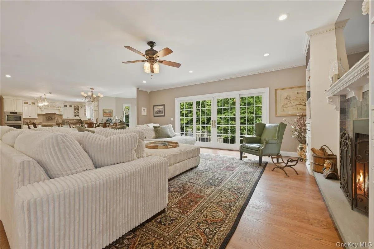 31 Cornwall Lane, North Hempstead, NY, 6 Bedrooms Bedrooms, 10 Rooms Rooms,4 BathroomsBathrooms,Residential Lease,For Rent,Cornwall,0,997062 31 Cornwall Lane, North Hempstead, NY, 6 Bedrooms Bedrooms, 10 Rooms Rooms,4 BathroomsBathrooms,Residential Lease,For Rent,Cornwall,0,997062