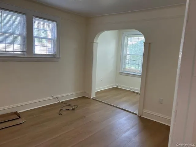 190-24 102nd Avenue, New York, NY, 3 Bedrooms Bedrooms, 6 Rooms Rooms,1 BathroomBathrooms,Residential Lease,For Rent,102nd,0,997070 190-24 102nd Avenue, New York, NY, 3 Bedrooms Bedrooms, 6 Rooms Rooms,1 BathroomBathrooms,Residential Lease,For Rent,102nd,0,997070
