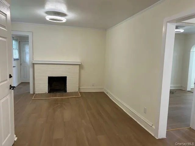 190-24 102nd Avenue, New York, NY, 3 Bedrooms Bedrooms, 6 Rooms Rooms,1 BathroomBathrooms,Residential Lease,For Rent,102nd,0,997070 190-24 102nd Avenue, New York, NY, 3 Bedrooms Bedrooms, 6 Rooms Rooms,1 BathroomBathrooms,Residential Lease,For Rent,102nd,0,997070