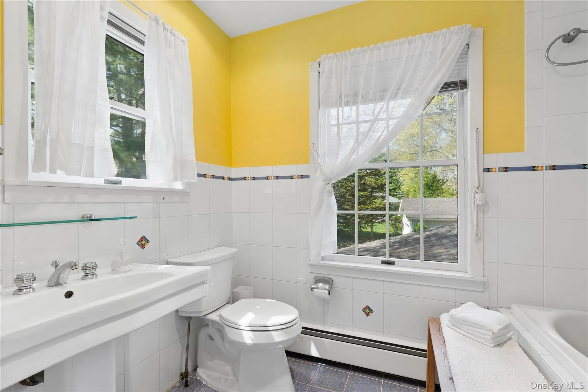 425 Briarwood Lane, Southold, NY, 3 Bedrooms Bedrooms, 8 Rooms Rooms,2 BathroomsBathrooms,Residential Lease,For Rent,Briarwood,0,997077 425 Briarwood Lane, Southold, NY, 3 Bedrooms Bedrooms, 8 Rooms Rooms,2 BathroomsBathrooms,Residential Lease,For Rent,Briarwood,0,997077