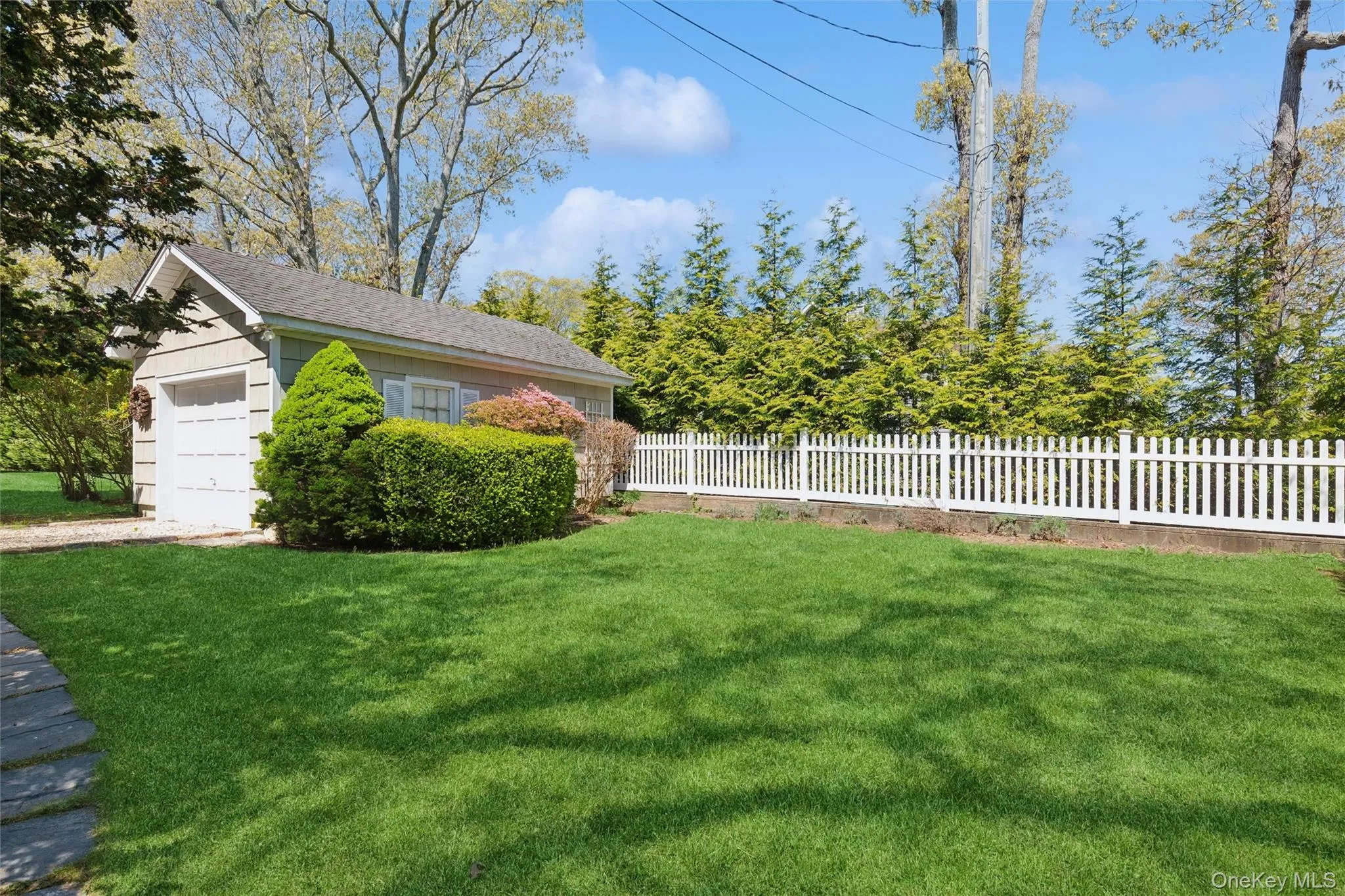 425 Briarwood Lane, Southold, NY, 3 Bedrooms Bedrooms, 8 Rooms Rooms,2 BathroomsBathrooms,Residential Lease,For Rent,Briarwood,0,997077 425 Briarwood Lane, Southold, NY, 3 Bedrooms Bedrooms, 8 Rooms Rooms,2 BathroomsBathrooms,Residential Lease,For Rent,Briarwood,0,997077
