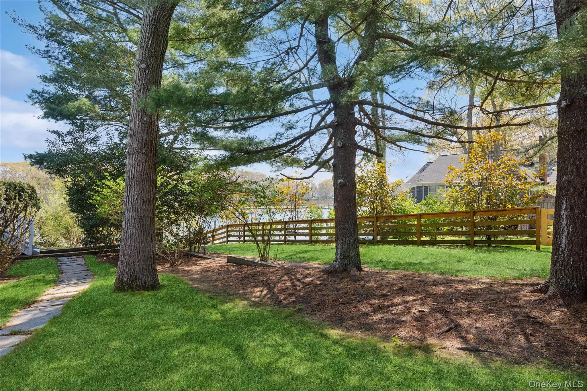 425 Briarwood Lane, Southold, NY, 3 Bedrooms Bedrooms, 8 Rooms Rooms,2 BathroomsBathrooms,Residential Lease,For Rent,Briarwood,0,997077 425 Briarwood Lane, Southold, NY, 3 Bedrooms Bedrooms, 8 Rooms Rooms,2 BathroomsBathrooms,Residential Lease,For Rent,Briarwood,0,997077