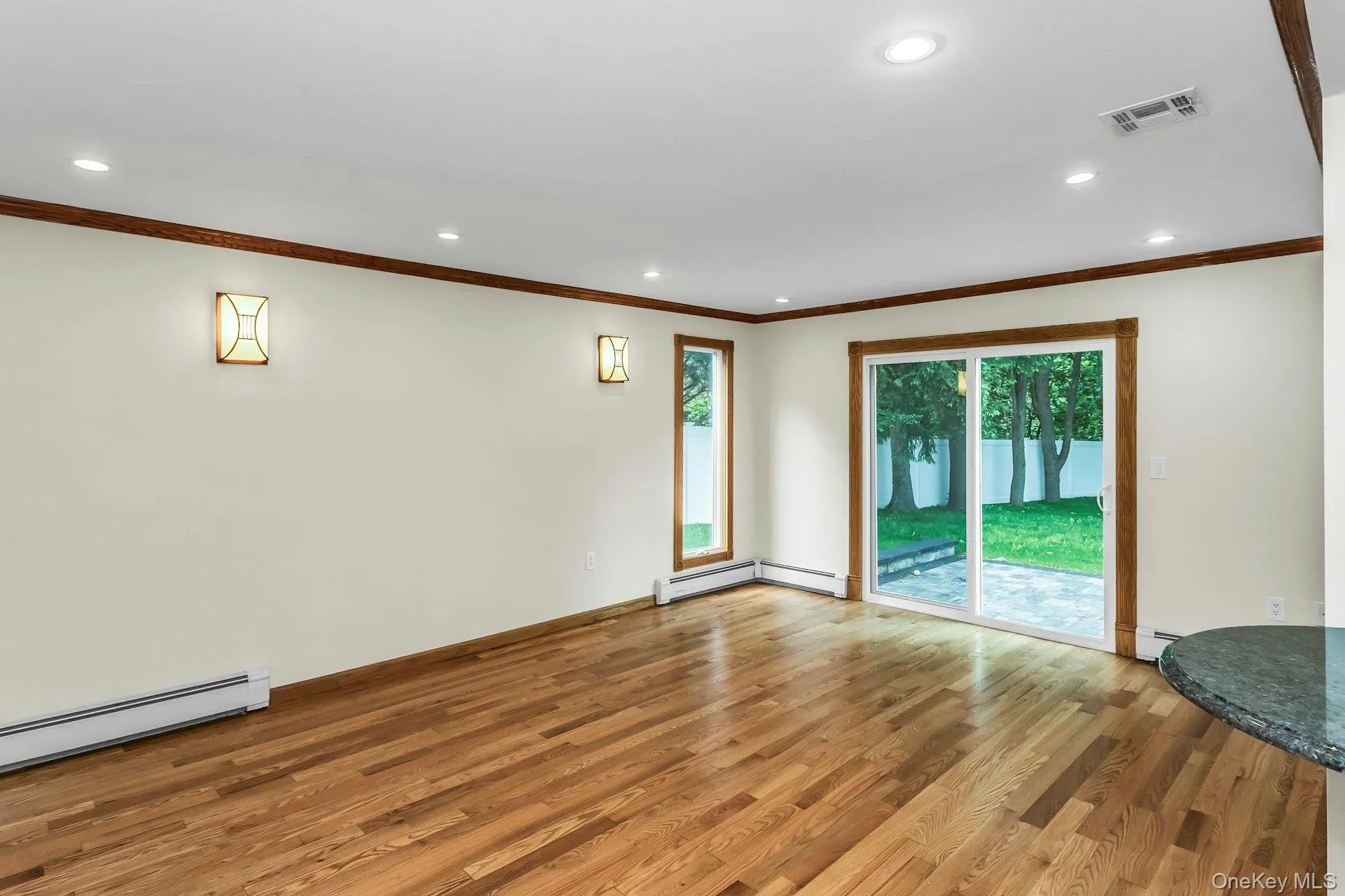 717 3rd Avenue, Huntington, NY, 5 Bedrooms Bedrooms, 11 Rooms Rooms,3 BathroomsBathrooms,Residential Lease,For Rent,3rd,0,997081 717 3rd Avenue, Huntington, NY, 5 Bedrooms Bedrooms, 11 Rooms Rooms,3 BathroomsBathrooms,Residential Lease,For Rent,3rd,0,997081