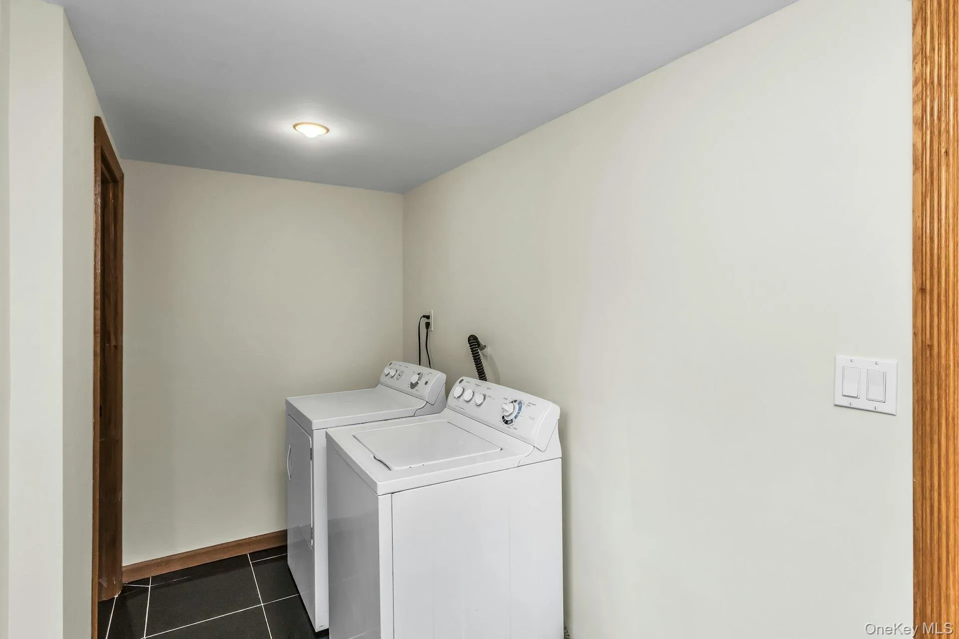 717 3rd Avenue, Huntington, NY, 5 Bedrooms Bedrooms, 11 Rooms Rooms,3 BathroomsBathrooms,Residential Lease,For Rent,3rd,0,997081 717 3rd Avenue, Huntington, NY, 5 Bedrooms Bedrooms, 11 Rooms Rooms,3 BathroomsBathrooms,Residential Lease,For Rent,3rd,0,997081