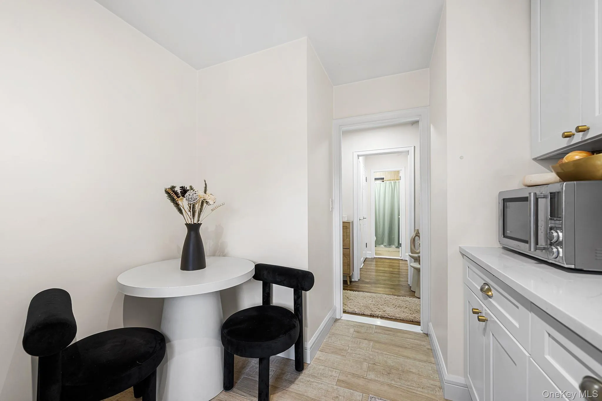 9 Manchester Road, Eastchester, NY, 1 Bedroom Bedrooms, 3 Rooms Rooms,1 BathroomBathrooms,Residential,For Rent,Manchester,0,997089 9 Manchester Road, Eastchester, NY, 1 Bedroom Bedrooms, 3 Rooms Rooms,1 BathroomBathrooms,Residential,For Rent,Manchester,0,997089