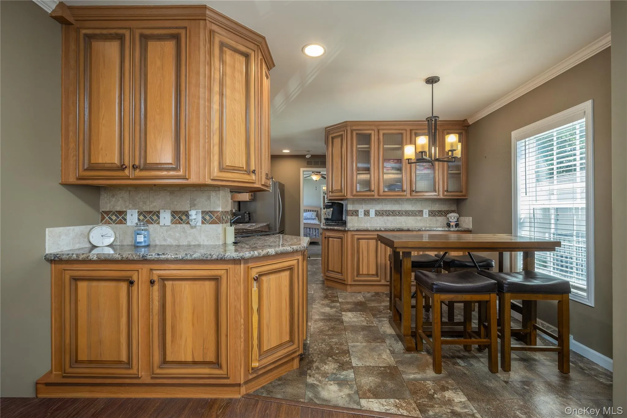 4 - So many cabinets in the kitchen 4 - So many cabinets in the kitchen