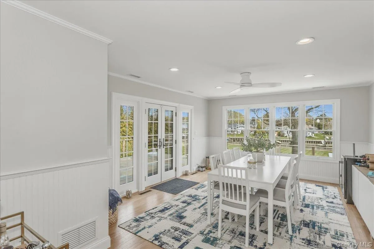 15 Gardners Lane, Southampton, NY, 3 Bedrooms Bedrooms, 7 Rooms Rooms,2 BathroomsBathrooms,Residential Lease,For Rent,Gardners,0,997106 15 Gardners Lane, Southampton, NY, 3 Bedrooms Bedrooms, 7 Rooms Rooms,2 BathroomsBathrooms,Residential Lease,For Rent,Gardners,0,997106