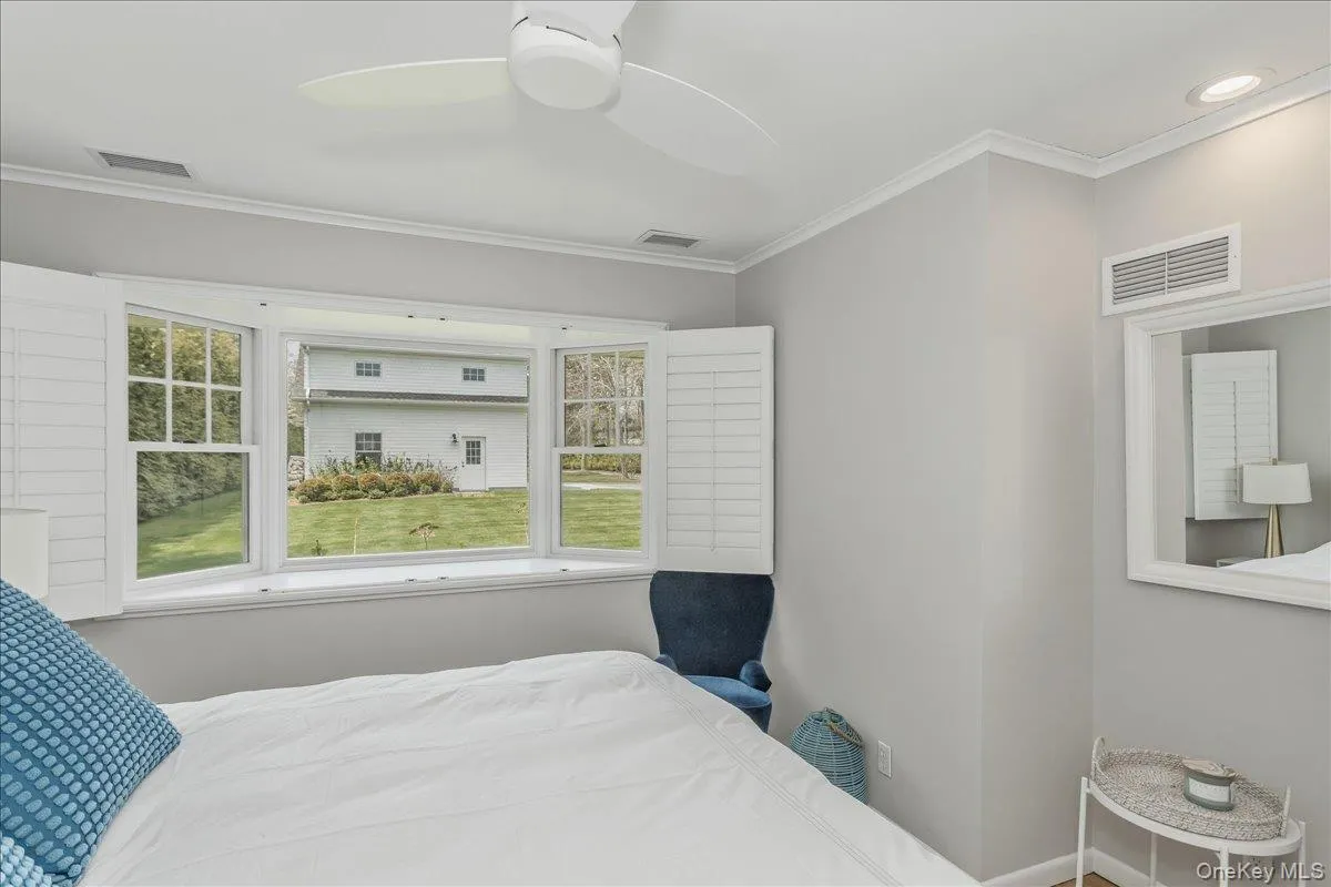 15 Gardners Lane, Southampton, NY, 3 Bedrooms Bedrooms, 7 Rooms Rooms,2 BathroomsBathrooms,Residential Lease,For Rent,Gardners,0,997106 15 Gardners Lane, Southampton, NY, 3 Bedrooms Bedrooms, 7 Rooms Rooms,2 BathroomsBathrooms,Residential Lease,For Rent,Gardners,0,997106