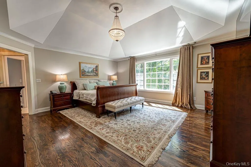 9 Fox Meadow Lane, Smithtown, NY, 4 Bedrooms Bedrooms, 10 Rooms Rooms,4 BathroomsBathrooms,Residential,For Rent,Fox Meadow,0,KEY997110 9 Fox Meadow Lane, Smithtown, NY, 4 Bedrooms Bedrooms, 10 Rooms Rooms,4 BathroomsBathrooms,Residential,For Rent,Fox Meadow,0,KEY997110