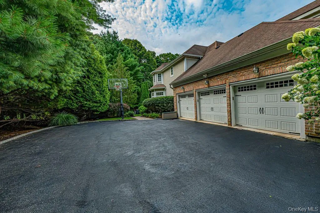 Three car garage Three car garage