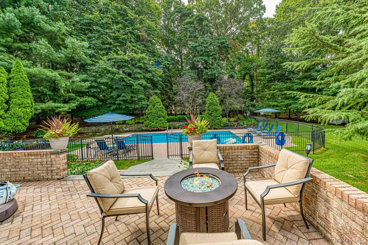 Relax and enjoy this beautiful property Relax and enjoy this beautiful property