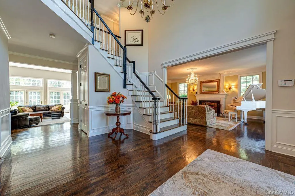 Magnicent custom staircase Magnicent custom staircase