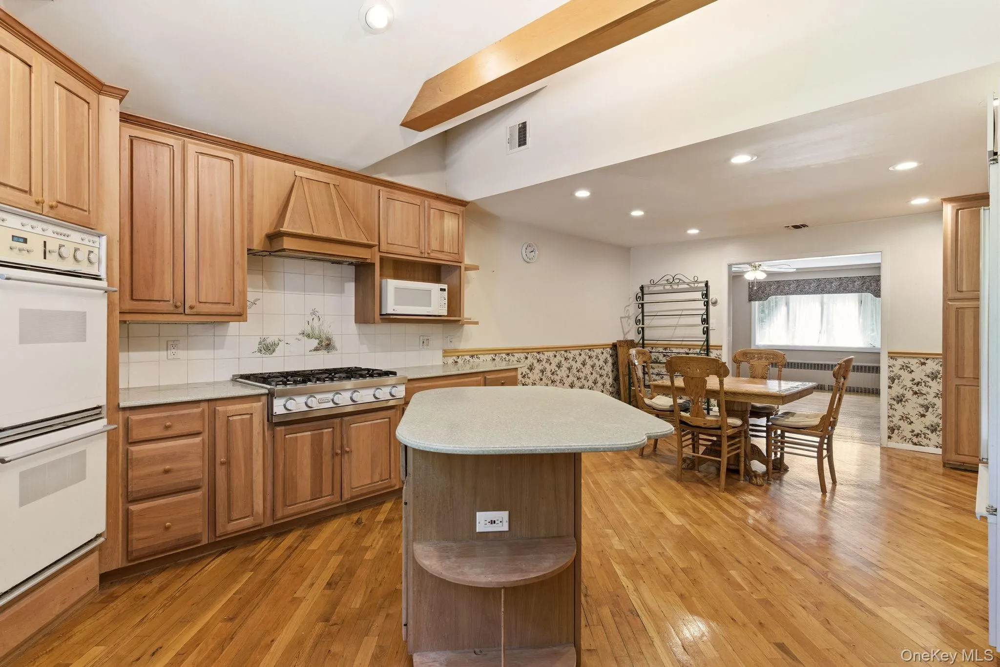 380 Duck Pond Road, Oyster Bay, NY, 6 Bedrooms Bedrooms, 13 Rooms Rooms,4 BathroomsBathrooms,Residential,For Rent,Duck Pond,0,997112 380 Duck Pond Road, Oyster Bay, NY, 6 Bedrooms Bedrooms, 13 Rooms Rooms,4 BathroomsBathrooms,Residential,For Rent,Duck Pond,0,997112