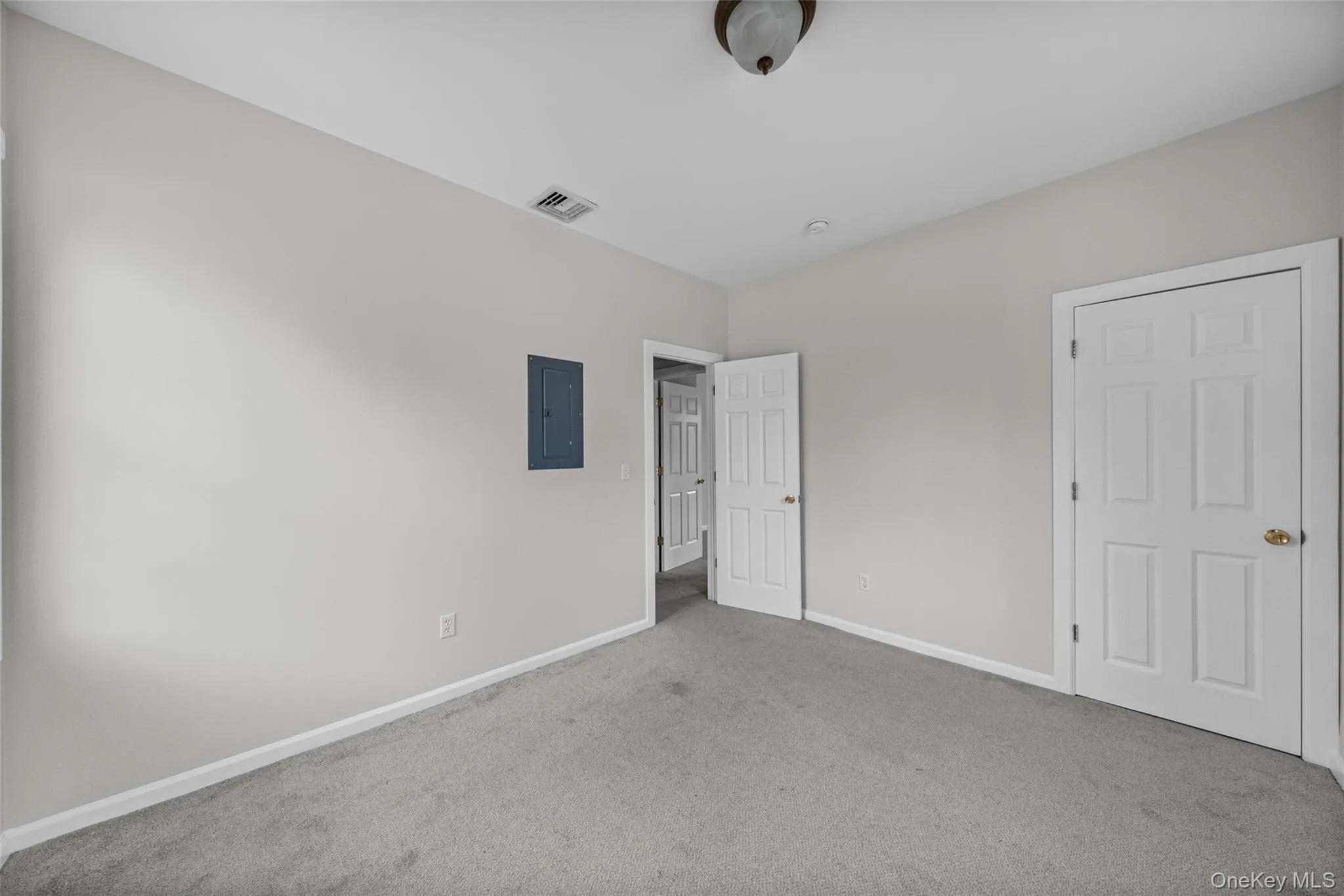 1-18 Willow Way, Rhinebeck, NY, 2 Bedrooms Bedrooms, 5 Rooms Rooms,1 BathroomBathrooms,Residential Lease,For Rent,Willow,0,997117 1-18 Willow Way, Rhinebeck, NY, 2 Bedrooms Bedrooms, 5 Rooms Rooms,1 BathroomBathrooms,Residential Lease,For Rent,Willow,0,997117
