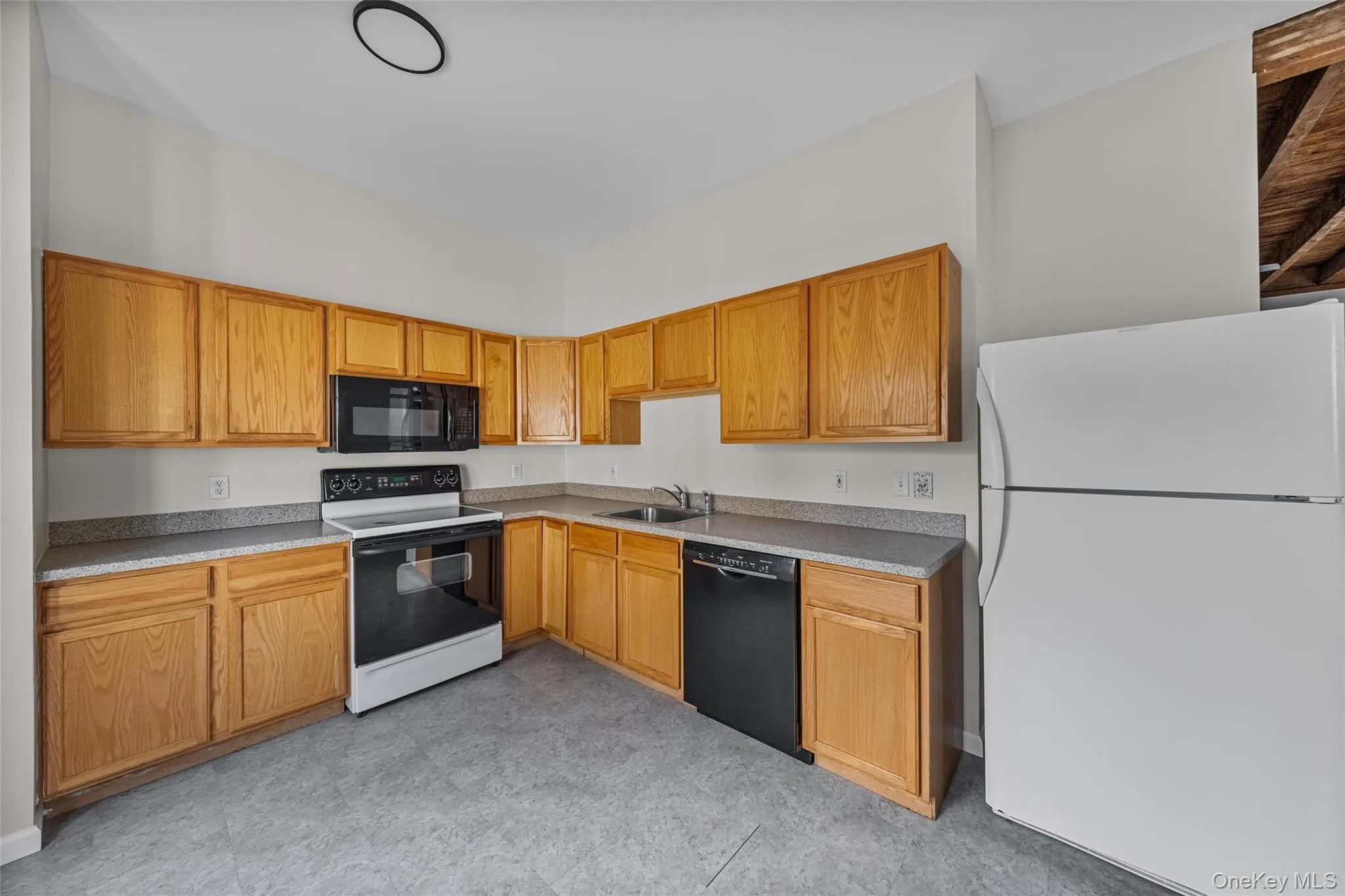 1-18 Willow Way, Rhinebeck, NY, 2 Bedrooms Bedrooms, 5 Rooms Rooms,1 BathroomBathrooms,Residential Lease,For Rent,Willow,0,997117 1-18 Willow Way, Rhinebeck, NY, 2 Bedrooms Bedrooms, 5 Rooms Rooms,1 BathroomBathrooms,Residential Lease,For Rent,Willow,0,997117