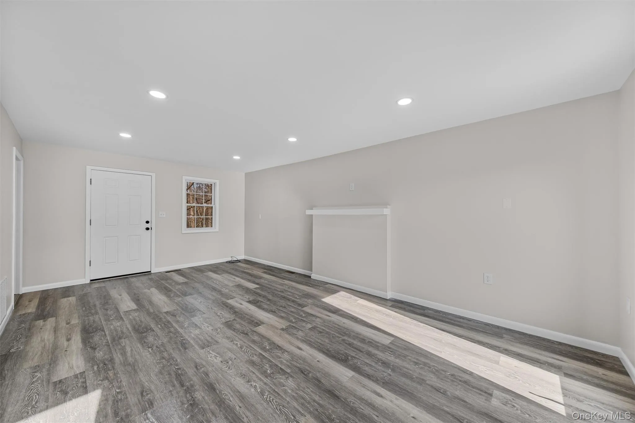 1-18 Willow Way, Rhinebeck, NY, 2 Bedrooms Bedrooms, 5 Rooms Rooms,1 BathroomBathrooms,Residential Lease,For Rent,Willow,0,997117 1-18 Willow Way, Rhinebeck, NY, 2 Bedrooms Bedrooms, 5 Rooms Rooms,1 BathroomBathrooms,Residential Lease,For Rent,Willow,0,997117