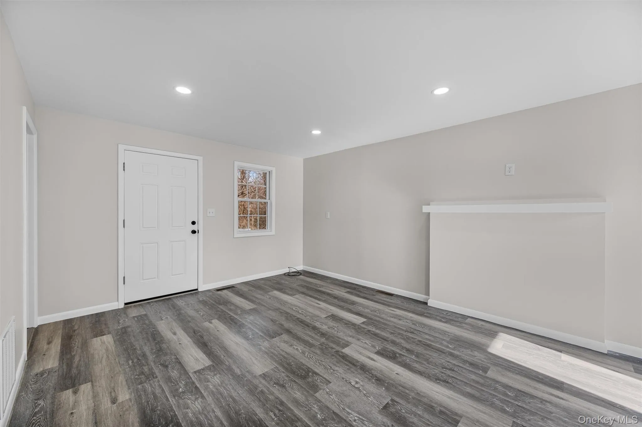 1-18 Willow Way, Rhinebeck, NY, 2 Bedrooms Bedrooms, 5 Rooms Rooms,1 BathroomBathrooms,Residential Lease,For Rent,Willow,0,997117 1-18 Willow Way, Rhinebeck, NY, 2 Bedrooms Bedrooms, 5 Rooms Rooms,1 BathroomBathrooms,Residential Lease,For Rent,Willow,0,997117