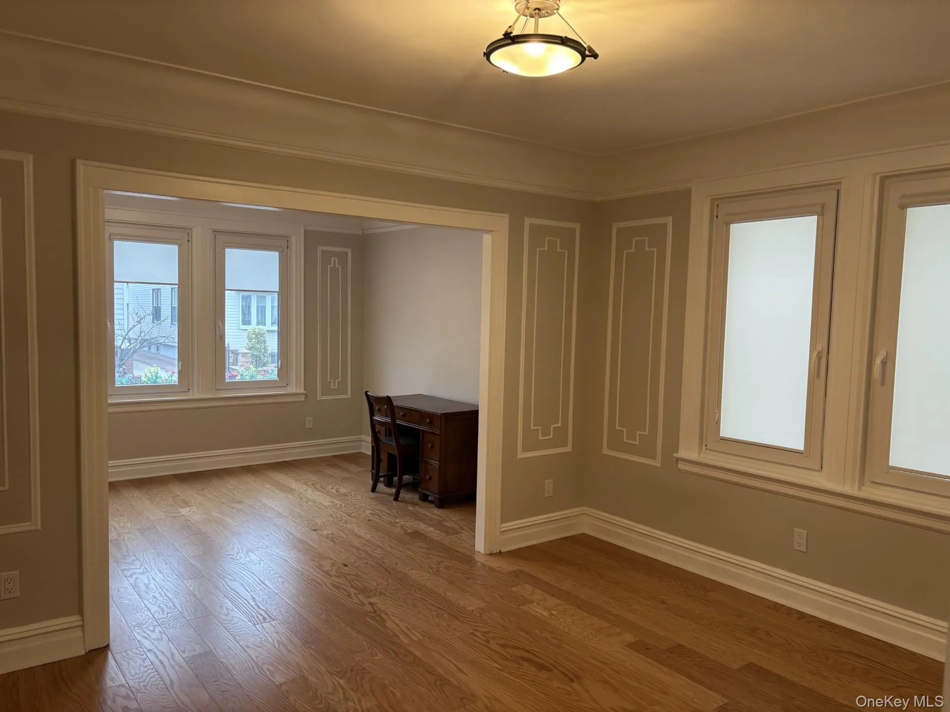 5937 57th Drive, New York, NY, 2 Bedrooms Bedrooms, 5 Rooms Rooms,1 BathroomBathrooms,Residential Lease,For Rent,57th,0,997123 5937 57th Drive, New York, NY, 2 Bedrooms Bedrooms, 5 Rooms Rooms,1 BathroomBathrooms,Residential Lease,For Rent,57th,0,997123
