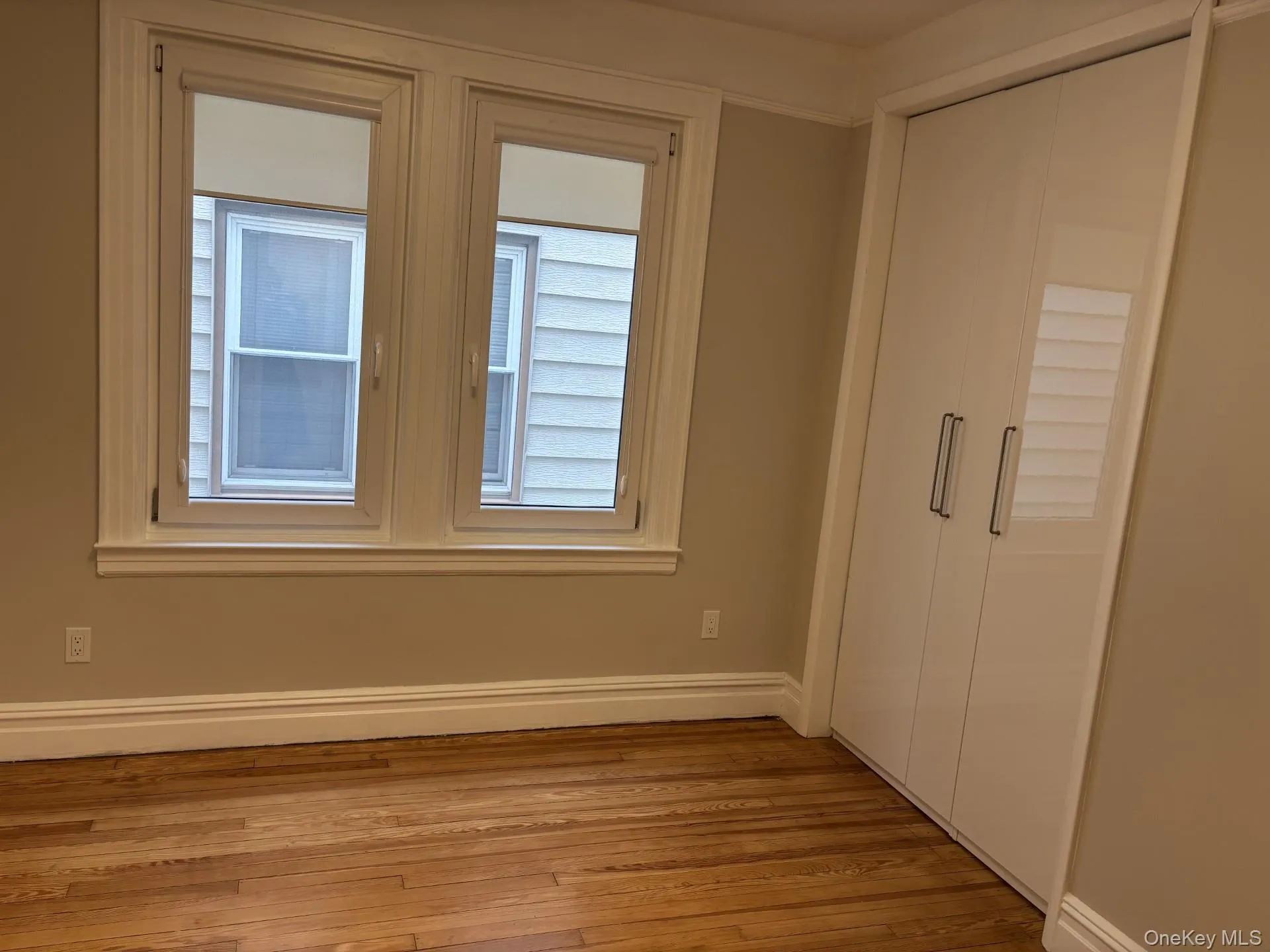 5937 57th Drive, New York, NY, 2 Bedrooms Bedrooms, 5 Rooms Rooms,1 BathroomBathrooms,Residential Lease,For Rent,57th,0,997123 5937 57th Drive, New York, NY, 2 Bedrooms Bedrooms, 5 Rooms Rooms,1 BathroomBathrooms,Residential Lease,For Rent,57th,0,997123