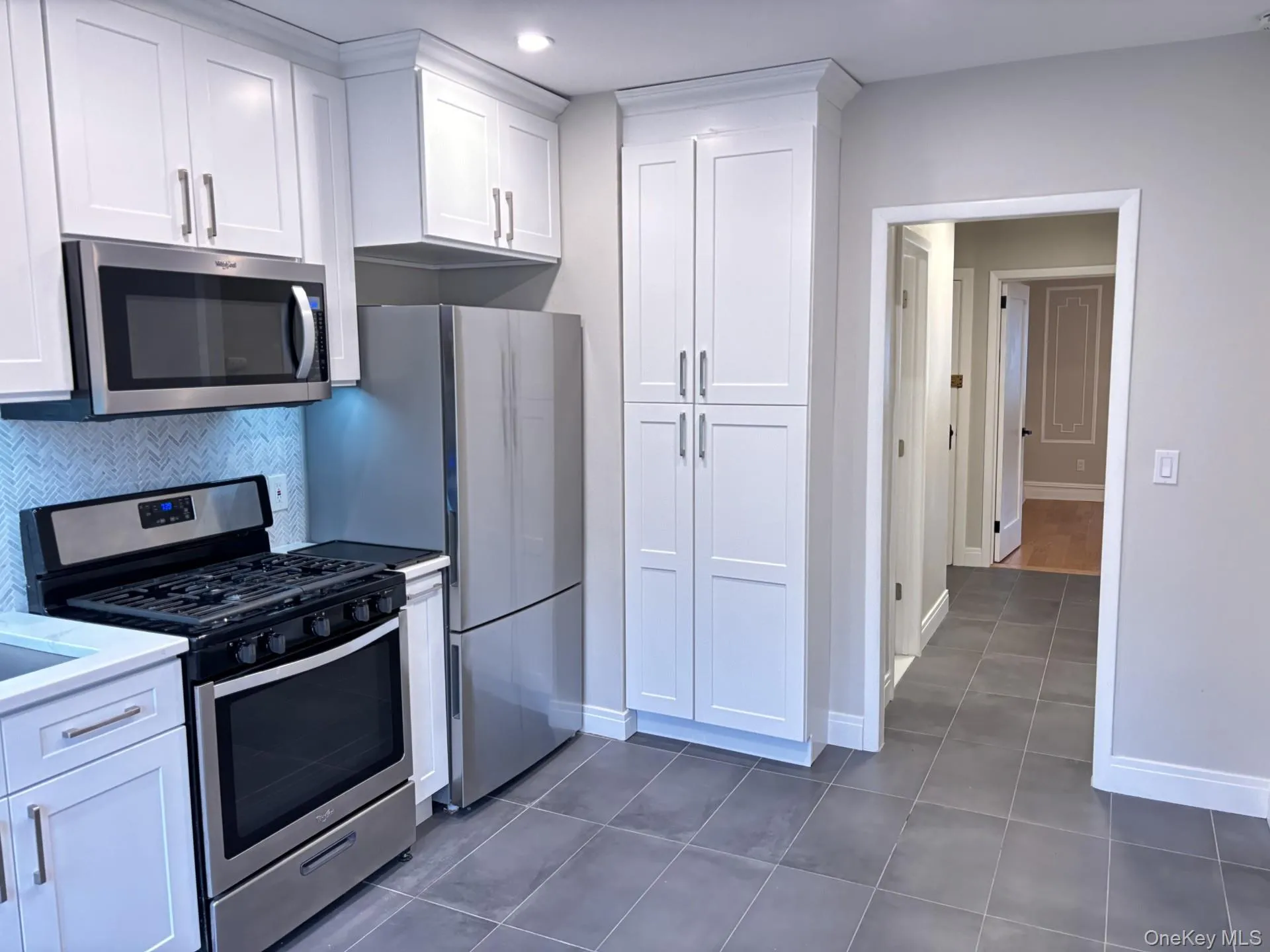 5937 57th Drive, New York, NY, 2 Bedrooms Bedrooms, 5 Rooms Rooms,1 BathroomBathrooms,Residential Lease,For Rent,57th,0,997123 5937 57th Drive, New York, NY, 2 Bedrooms Bedrooms, 5 Rooms Rooms,1 BathroomBathrooms,Residential Lease,For Rent,57th,0,997123