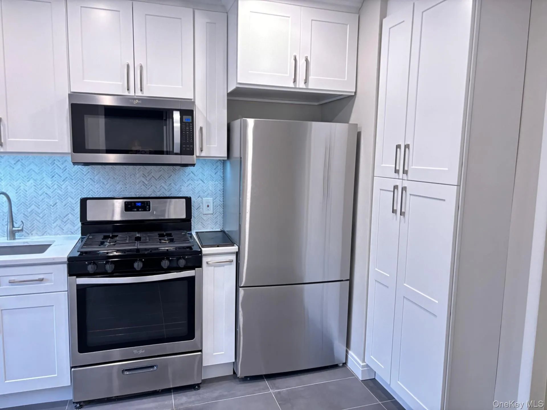 5937 57th Drive, New York, NY, 2 Bedrooms Bedrooms, 5 Rooms Rooms,1 BathroomBathrooms,Residential Lease,For Rent,57th,0,997123 5937 57th Drive, New York, NY, 2 Bedrooms Bedrooms, 5 Rooms Rooms,1 BathroomBathrooms,Residential Lease,For Rent,57th,0,997123